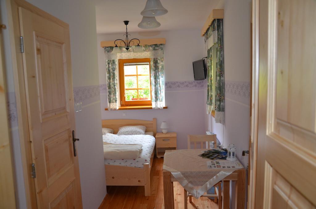 Farmhouse Stiftar Solčava Habitación foto
